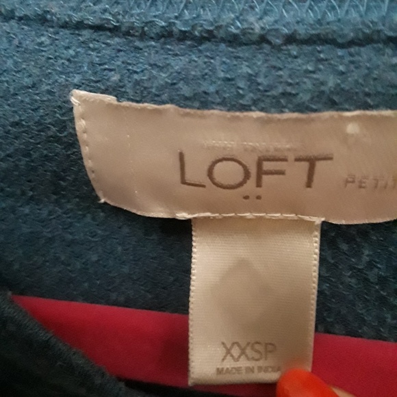 Tops - Picture 2 of 2